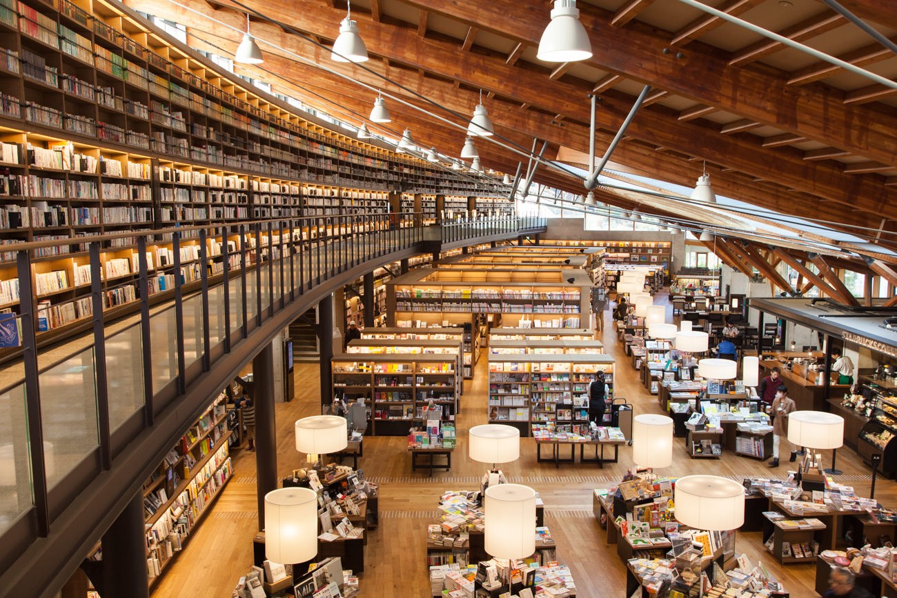 去英国读研究生一年需要多少钱